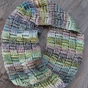 Pastel crochet infinite scarf